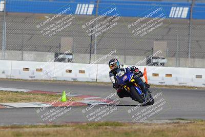 media/Nov-26-2022-Fastrack Riders (Sat) [[b001e85eef]]/Level 3/Session 3 Outside Turn 9/